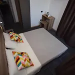 Crisvan Hotel apartamentowy 3*