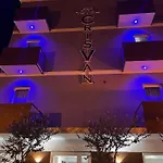 Hotel apartamentowy Crisvan 3*