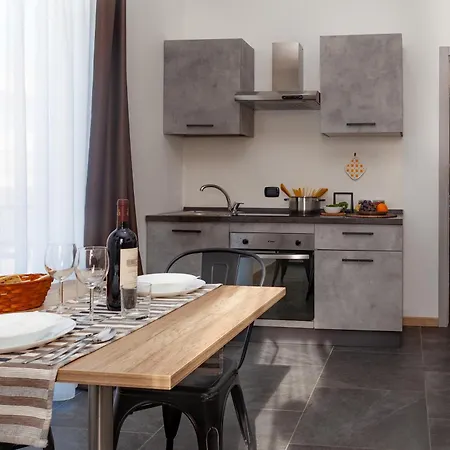 Crisvan מלון דירות