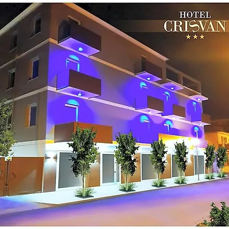 شقة فندقية Crisvan 3*