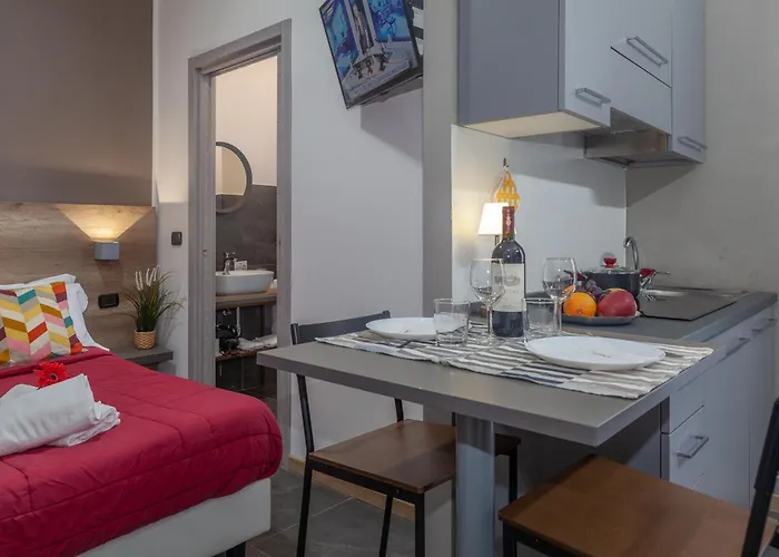 Aparthotel Crisvan 3*