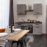 Crisvan Apartahotel