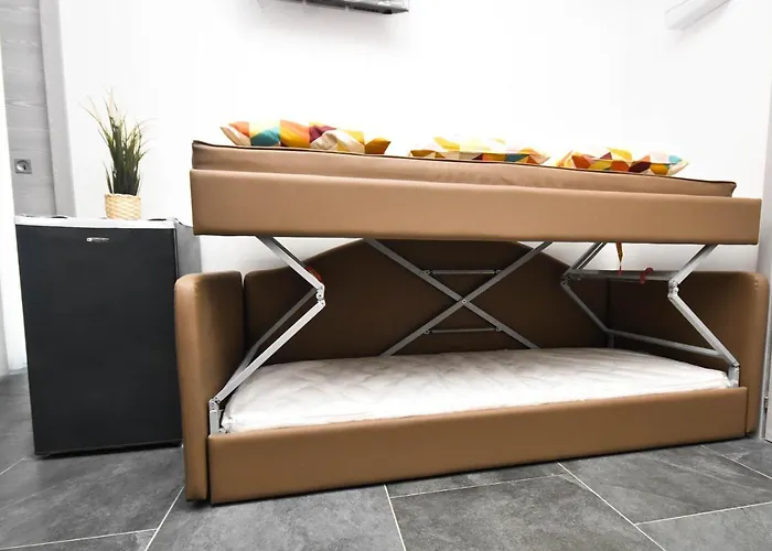 Crisvan Aparthotel 3*